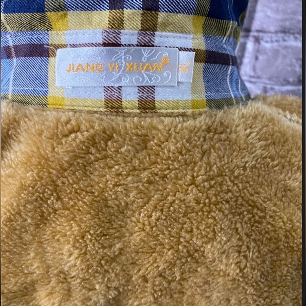NEW‼️ PLAID FLEECE - Picture 6 of 10